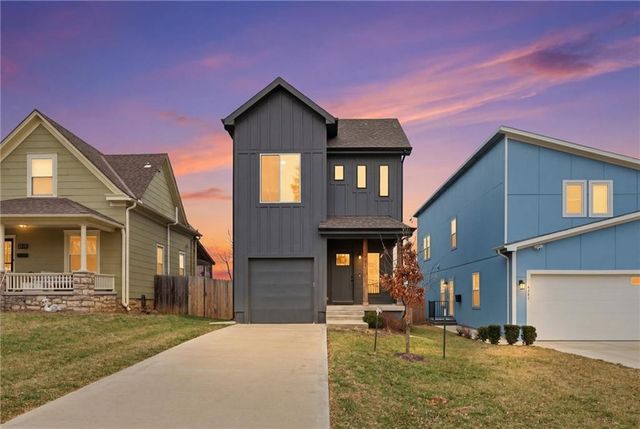 4239 Tracy Avenue, Kansas City, MO 64110