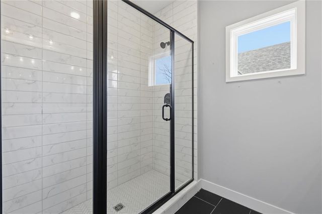 4239 Tracy Avenue, Kansas City, MO 64110