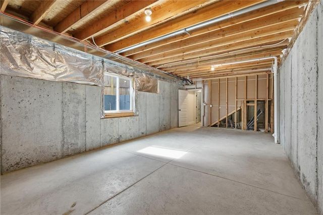 4239 Tracy Avenue, Kansas City, MO 64110