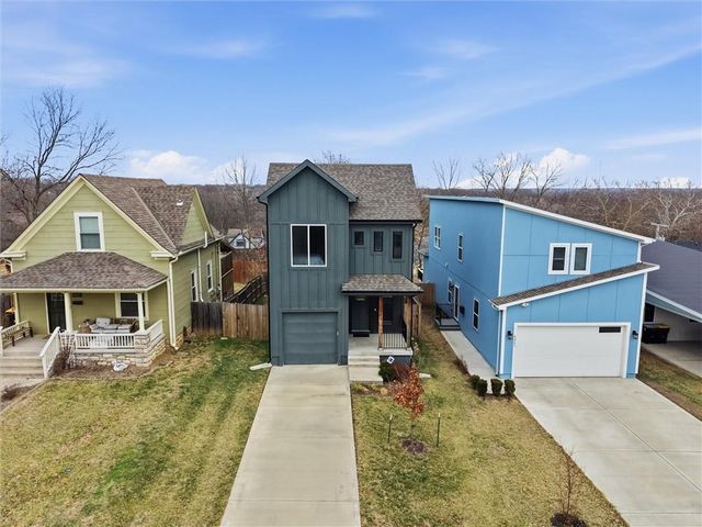 4239 Tracy Avenue, Kansas City, MO 64110