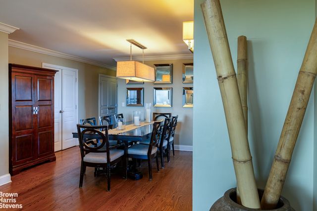 5800 Arlington Ave Apt 15B, New York City, NY 10471