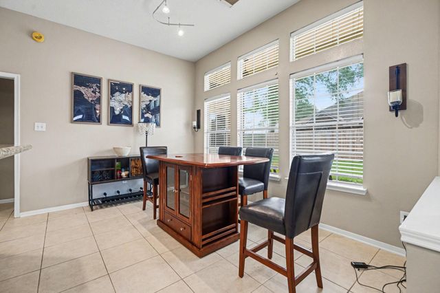115 Island Breeze Circle, League City, TX 77573