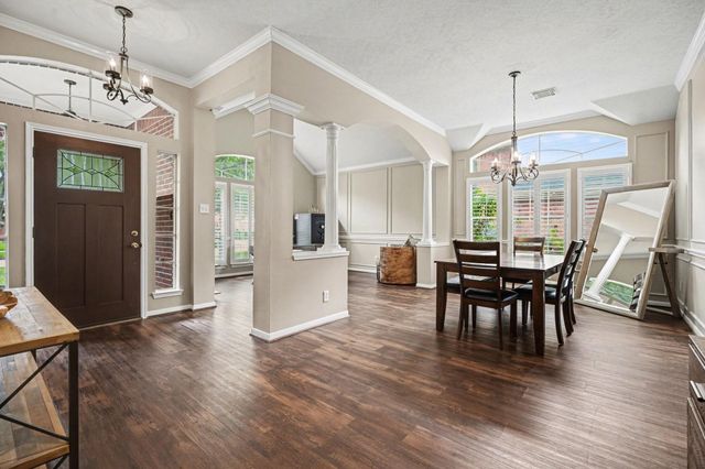 115 Island Breeze Circle, League City, TX 77573