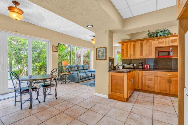 321 Calz. De Bougainvillea, Marathon, FL 33050