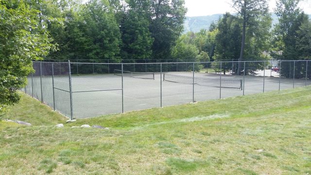 4 Twin Tip Ter Unit 4, Lincoln, NH 03251