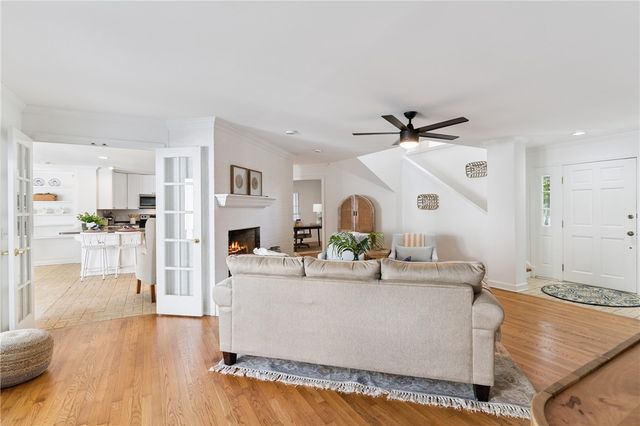 104 Augusta, St Simons Island, GA 31522