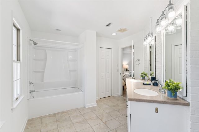 104 Augusta, St Simons Island, GA 31522