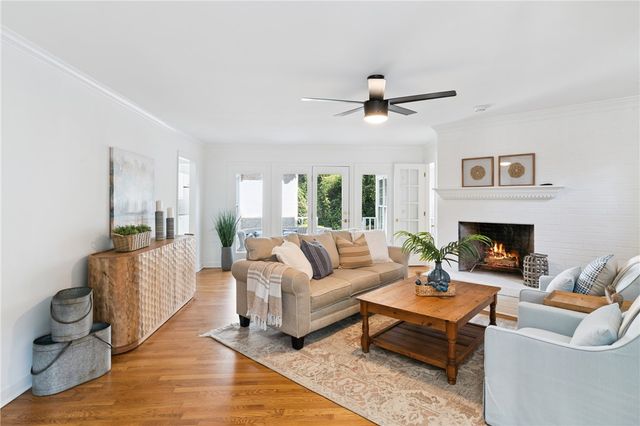 104 Augusta, St Simons Island, GA 31522