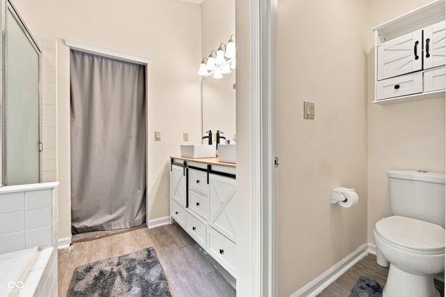 6525 El Paso Drive, Indianapolis, IN 46214
