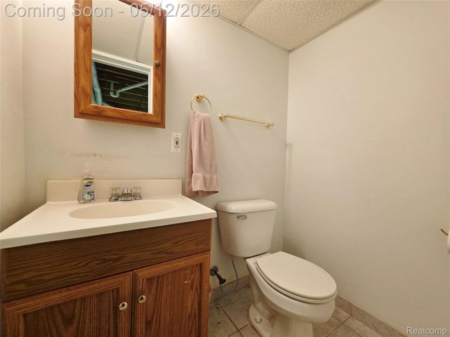 31897 John Michael Circle, Warren, MI 48093
