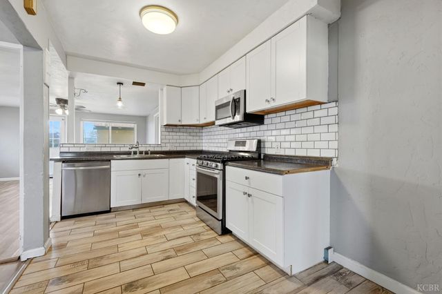 251 Skaggs Street, Lemoore, CA 93245