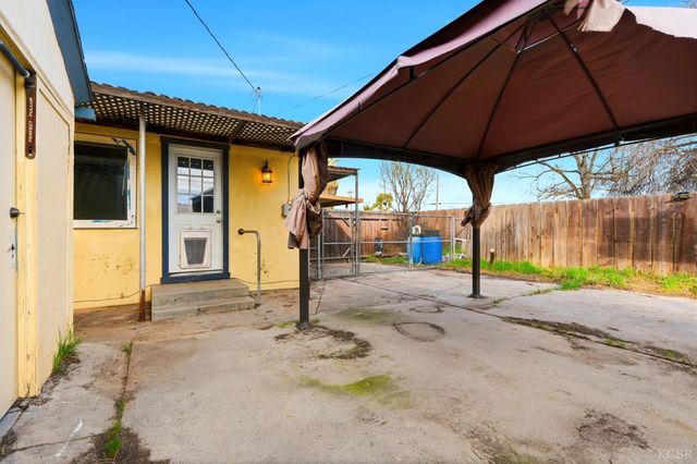 251 Skaggs Street, Lemoore, CA 93245