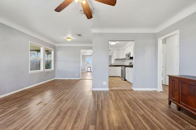 251 Skaggs Street, Lemoore, CA 93245