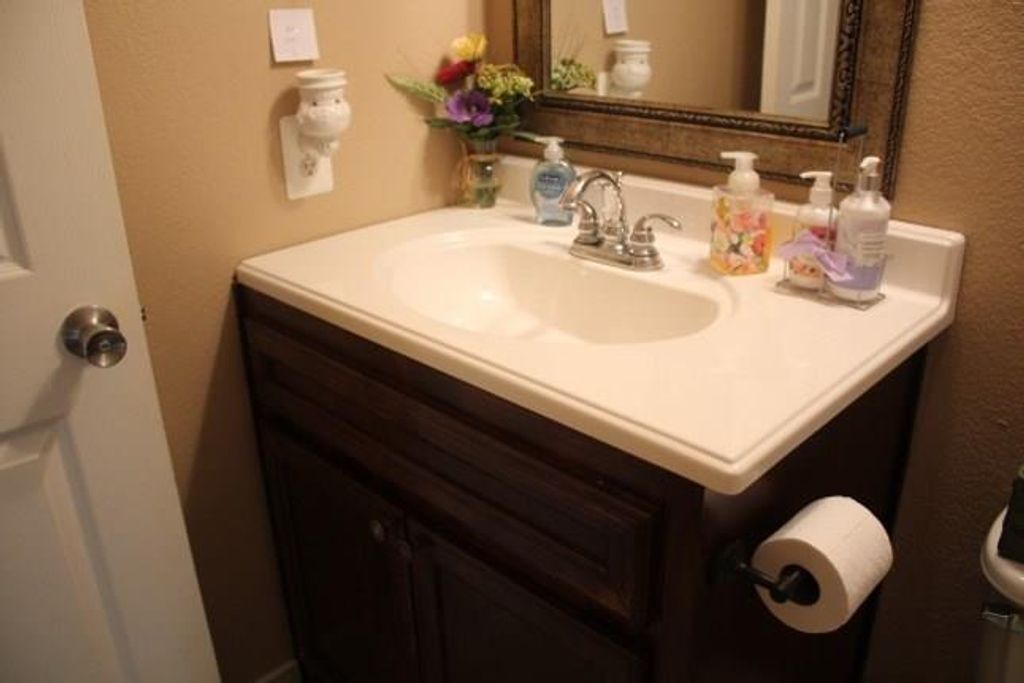 Image 15 of property listing at 21027 Western Valley Drive, Katy, TX 77449