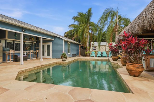 320 SW Majestic Ter, Port St Lucie, FL 34984