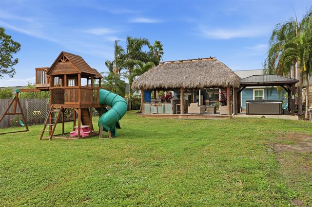 320 SW Majestic Ter, Port St Lucie, FL 34984