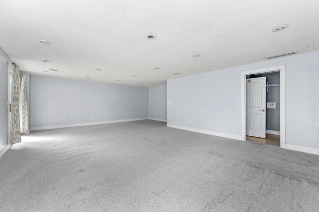 110 S Angela Circle, Wichita, KS 67235