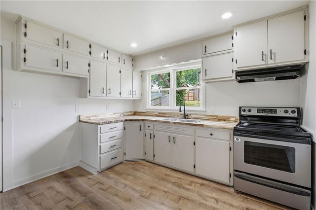 3313 Vermont Avenue, Independence, MO 64052