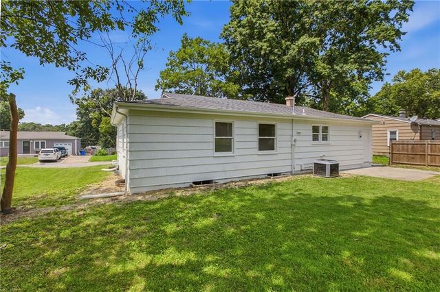 3313 Vermont Avenue, Independence, MO 64052