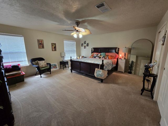 831 Hannock Glen Lane, Spring, TX 77373