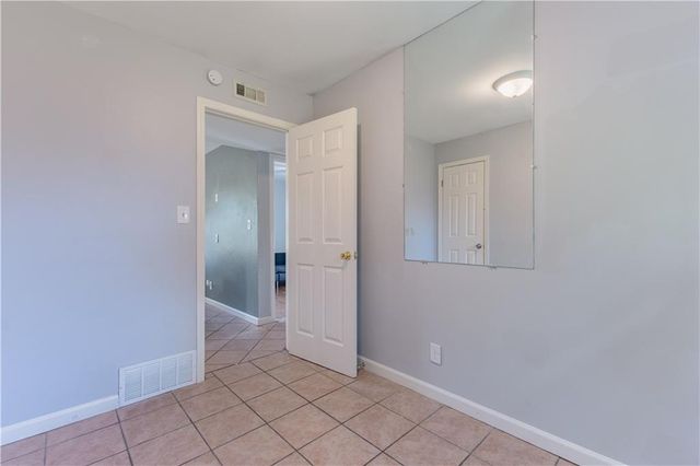 4525 Freeman Avenue, Kansas City, KS 66102