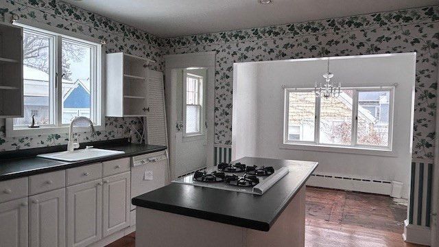 53 Texel Dr, Springfield, MA 01108