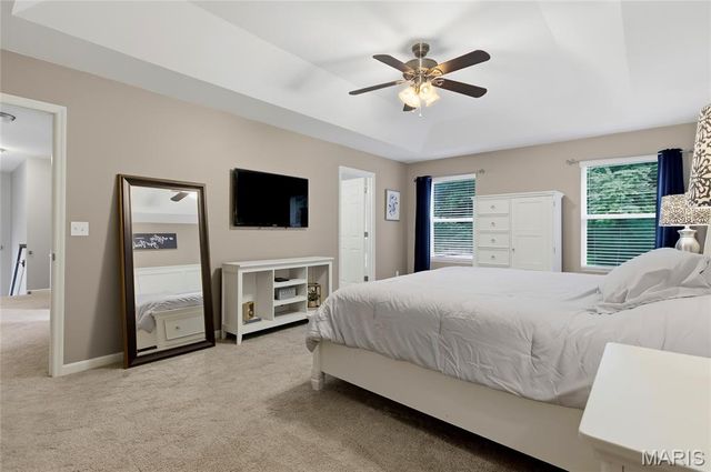 49 San Marino Parkway, Fenton, MO 63026