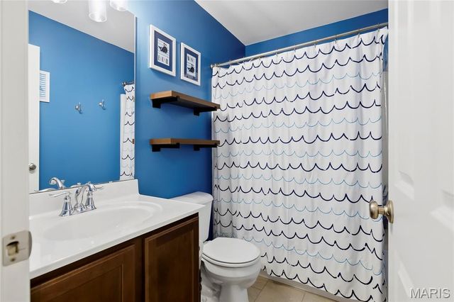 49 San Marino Parkway, Fenton, MO 63026
