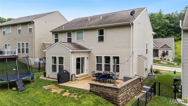 49 San Marino Parkway, Fenton, MO 63026