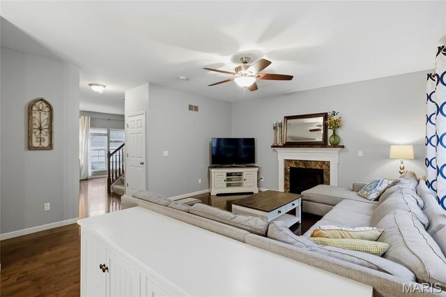 49 San Marino Parkway, Fenton, MO 63026