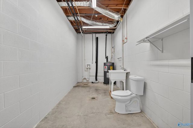 321 County Road 544, Rogersville, AL 35652