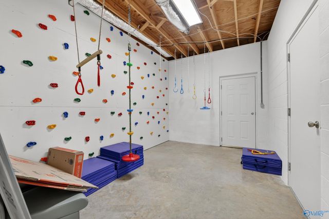 321 County Road 544, Rogersville, AL 35652