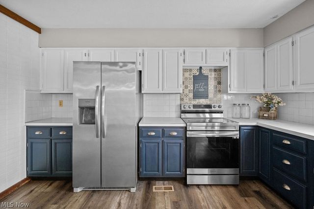 14 Valley View Drive, Vienna, WV 26105