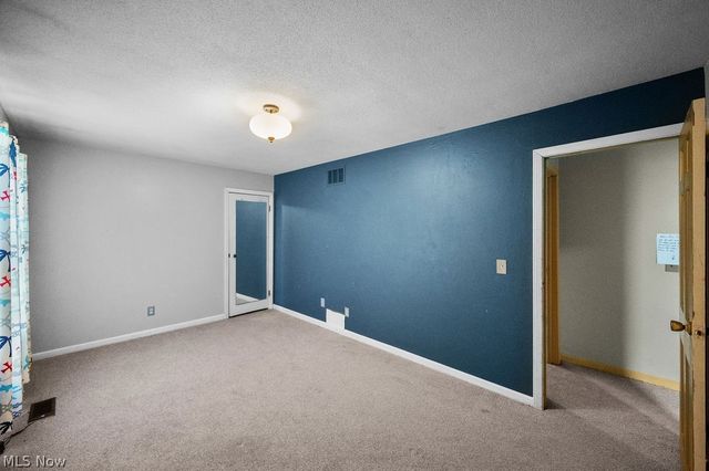 14 Valley View Drive, Vienna, WV 26105