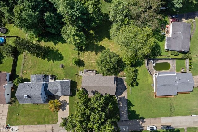 14 Valley View Drive, Vienna, WV 26105