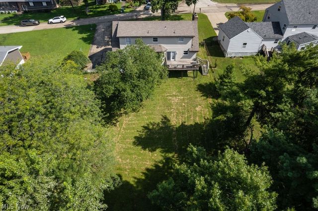14 Valley View Drive, Vienna, WV 26105