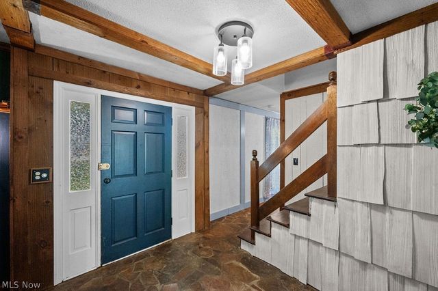 14 Valley View Drive, Vienna, WV 26105