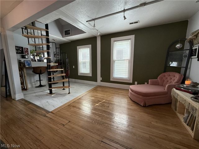 1891 Fulton Road, Cleveland, OH 44113