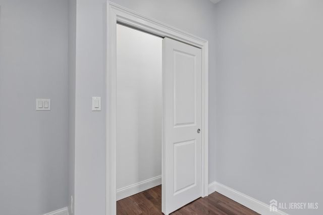 239 Suttons Lane, Edison, NJ 08817