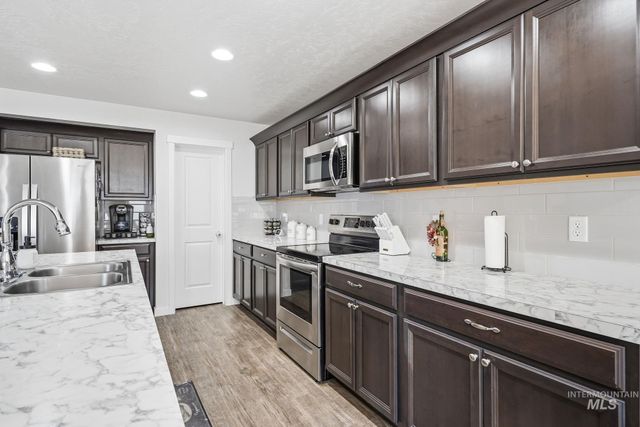 16842 Bethany Ave, Caldwell, ID 83607
