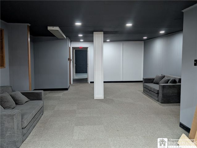 808 North Main Street, Jamestown, NY 14701