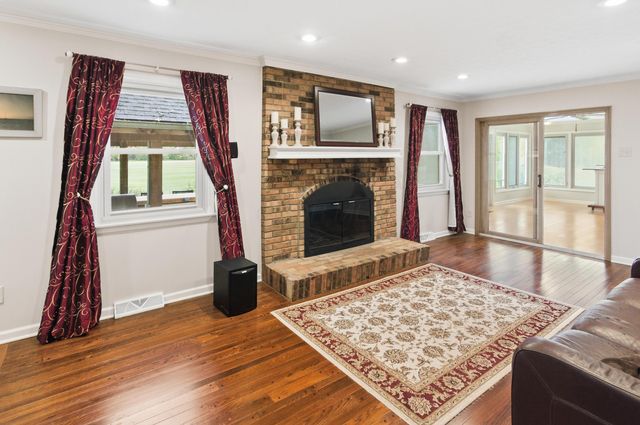 1539 Clubview Boulevard S, Columbus, OH 43235