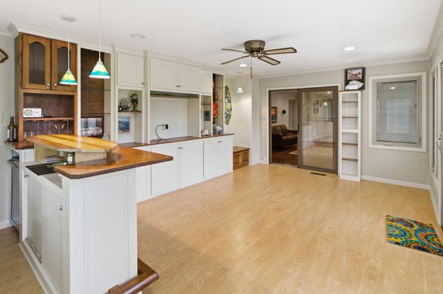 1539 Clubview Boulevard S, Columbus, OH 43235