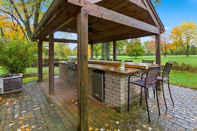 1539 Clubview Boulevard S, Columbus, OH 43235