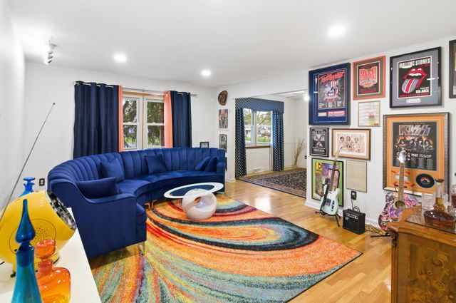 1539 Clubview Boulevard S, Columbus, OH 43235