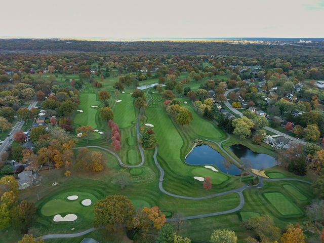 1539 Clubview Boulevard S, Columbus, OH 43235