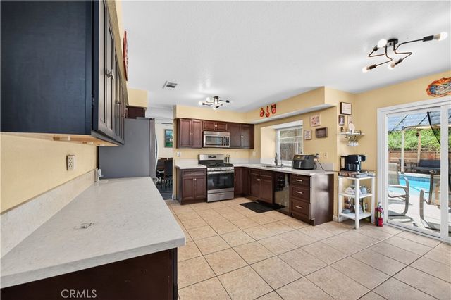 7726 Whitney Drive, Jurupa Valley, CA 92509
