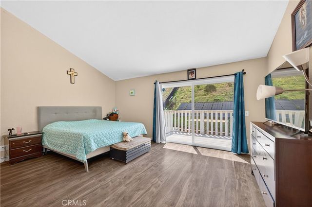 7726 Whitney Drive, Jurupa Valley, CA 92509