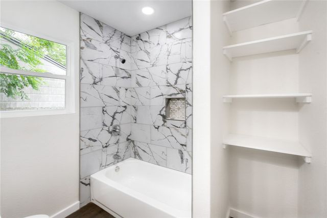 641 Robert Dr, Corpus Christi, TX 78412