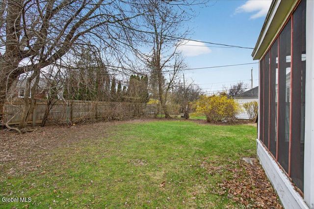 21 Hopewell Street, Albany, NY 12208